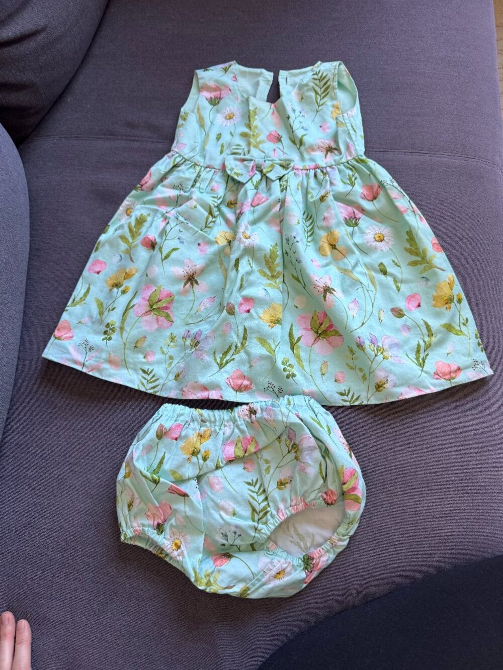 Fancy and formal Dress by Bella & Emma for 18m old but fits longer + bloomers